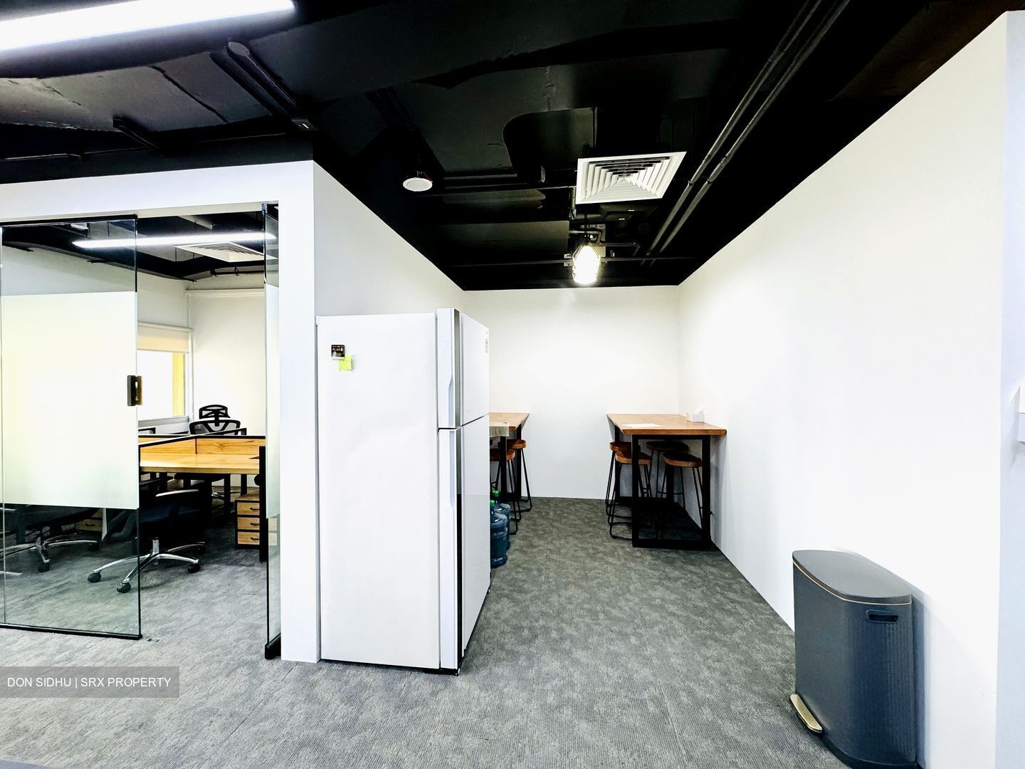 111 Somerset (D9), Office #530703171